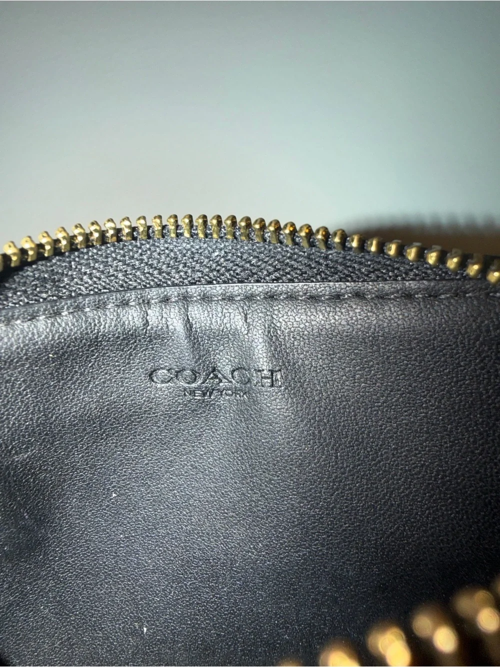 Coach Zip Card Case in Signature Canvas - Gold/Black/Brown